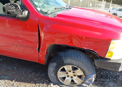 2013 Chevrolet Silverado 1500 Lt z USA, uszkodzony, nr VIN 3GCPKSE79DG121265